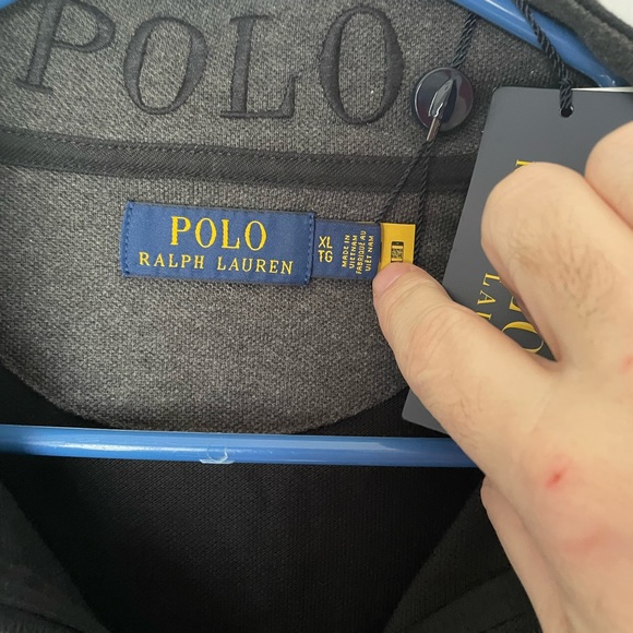 Polo 1/4 zip sweatshirt (NWT) - Picture 3 of 6